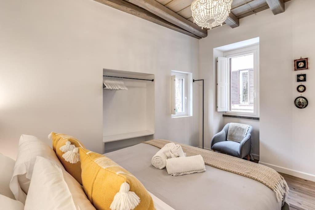 Apartment Piazza Dei Renzi Trastevere Building 4 Bedroom With Terrace Rome